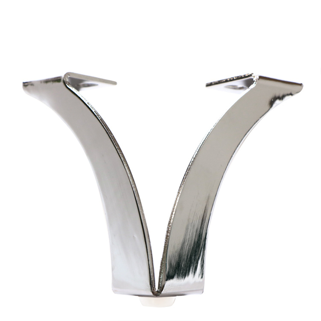 ZD-N137 accessorio per mobili gamba del divano moderno ed economico in metallo a forma di V