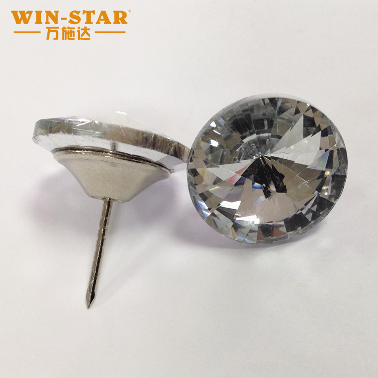 &icirc;nlocuiți nasturii de tapițerie pentru mobilierul de epocă