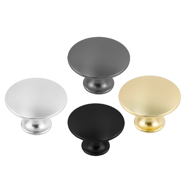 Популарне ручке за врата ормара у 2025