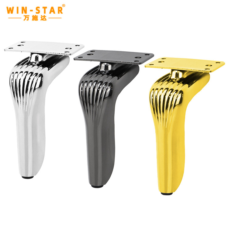 Mit&auml; tyylej&auml; ja materiaaleja huonekalujen jaloissa yleens&auml; k&auml;ytet&auml;&auml;n Amerikan maissa?