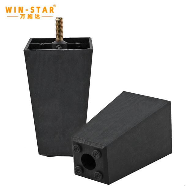 Яка фактура пластикових ніжок меблів підійде для сучасного мінімалізму?