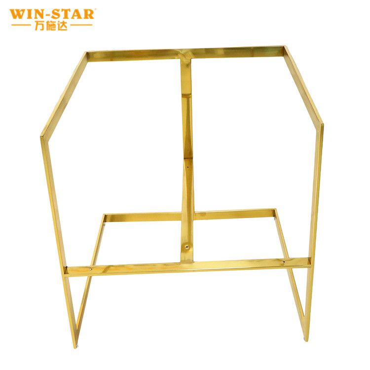 Fr&aacute;ma&iacute; Cathaoirleach Cruach Dhosm&aacute;lta Sofa Maisi&uacute;il Cosa Trosc&aacute;n Fr&aacute;ma&iacute; Tolg &Oacute;ir