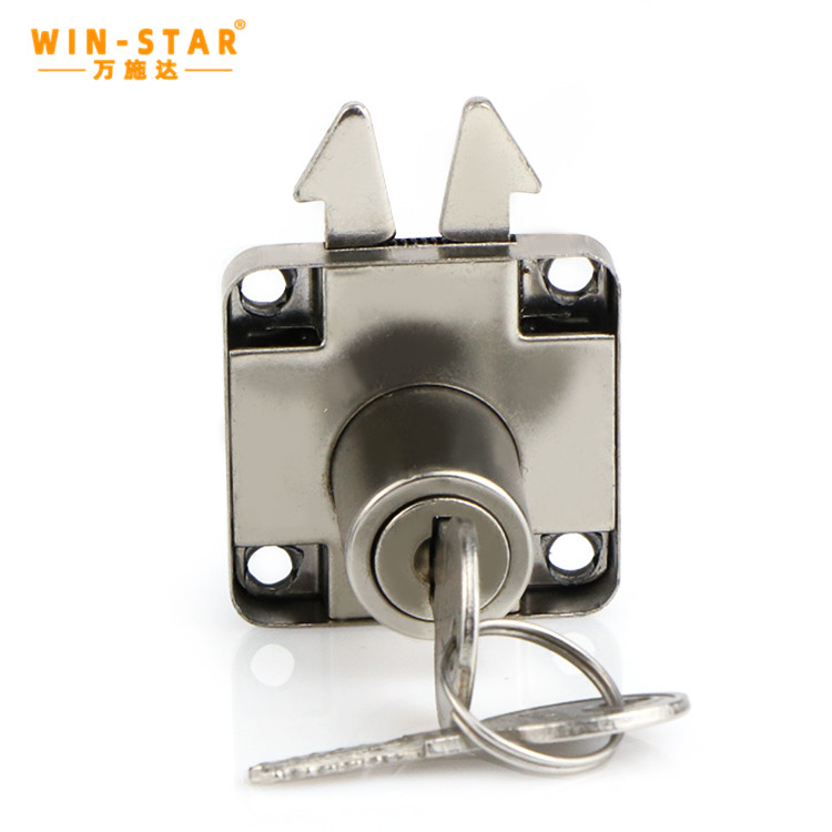  အရည်အသွေးမြင့် 505 သွပ်သံ ပရိဘောဂ သော့ခတ် အံဆွဲသော့ကို ရောင်းချနေပါသည်။