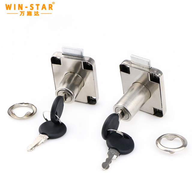 Serrature per cassetti in materiale di ferro placcato nichel 139-22 con due chiavi in ​​plastica